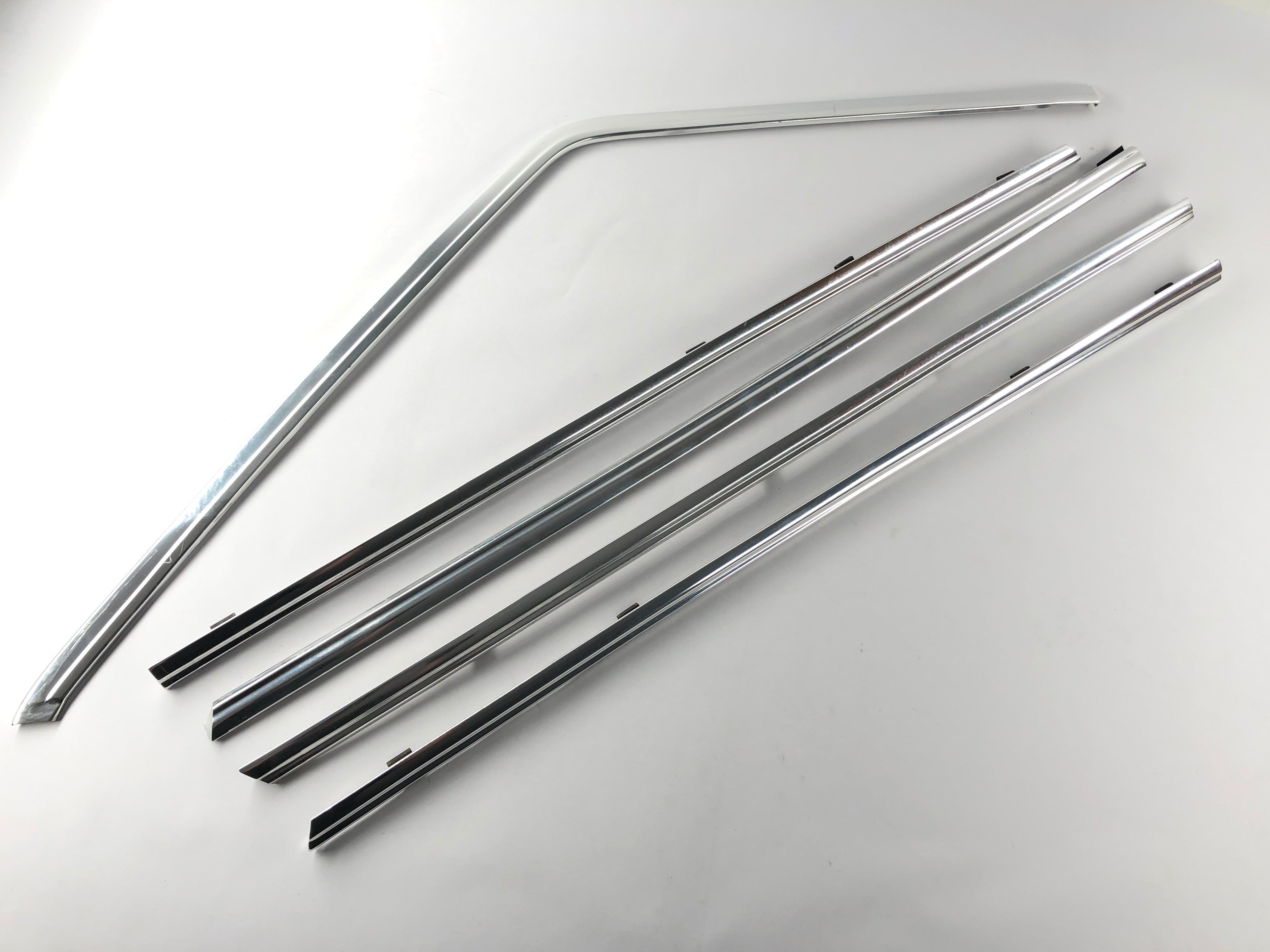 BMW M 535i E28 [1986] -Chrome -decorative Strips Do Do Do Door