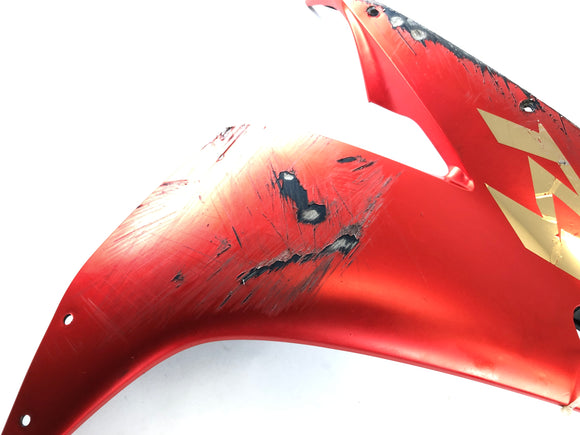 YAMAHA YZF R1 RN12 [2005] - Beklädnadssidan längst upp till höger starkt repad ???