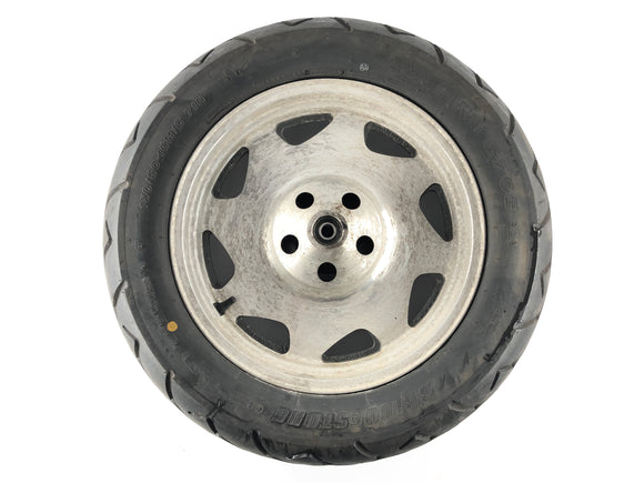 Suzuki Intruder VL 1500 AL [2000] - Etupyörän reuna edessä