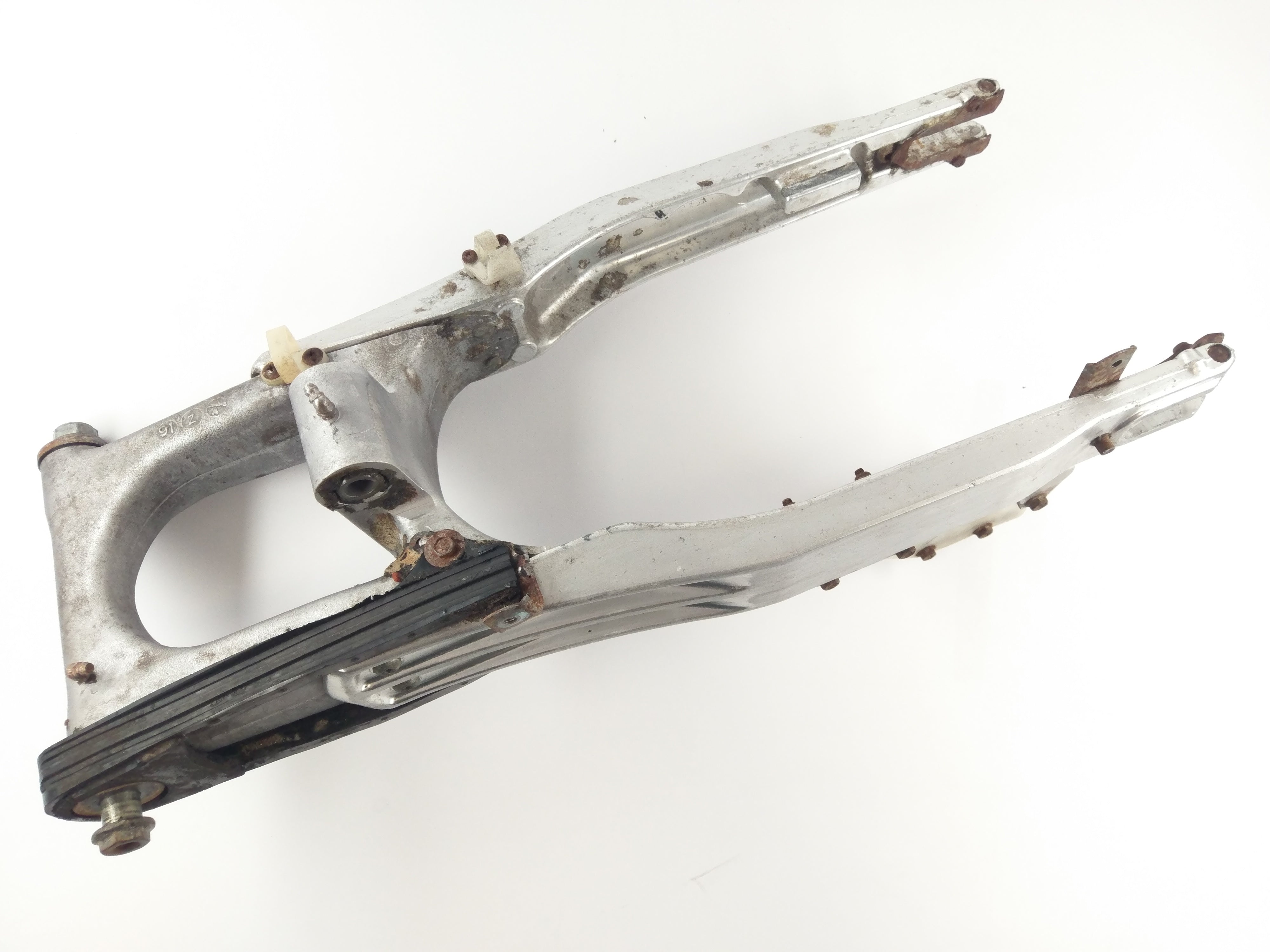 Suzuki DR 350 SK42B [1992] - Swingarm