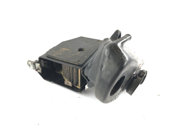 ホンダCB 550 F [スーパースポーツ]  - エアボックスエアフィルターボックス