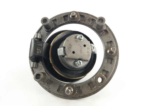 Suzuki GSF 1200 S GV75A [1998] - zámek nádrže s klíčem