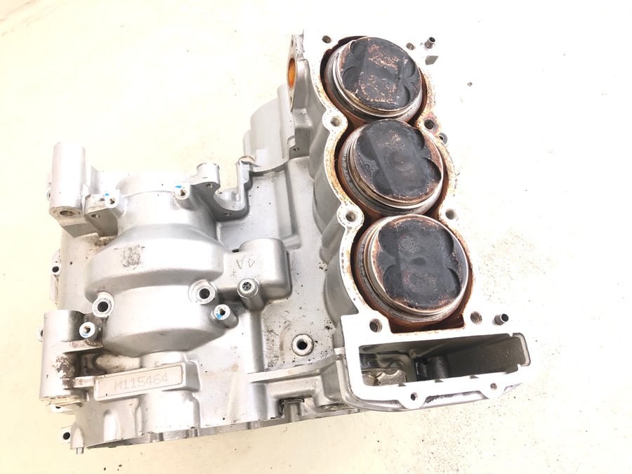 Triumph Sprint 955i RS T695 [2001] - Motora bloks ar pistonu