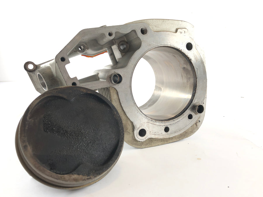 BMW R 1100 R 259 [1995] - Cylinder z tłokami