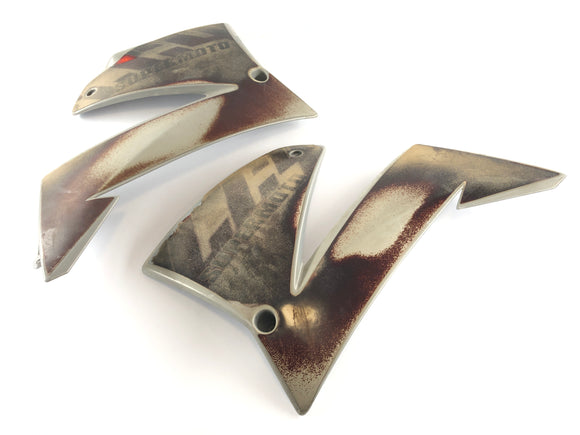 KTM 640 LC4 Prestige [2003] - Tankkledning til venstre og høyre kledning