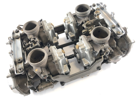 YAMAHA V -MAX 1200 2LT [1994] - Carburateurbatterij moet worden gereviseerd.