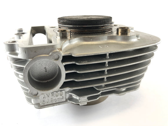 Yamaha XVS 650 Drag Star 4vr [1997] - Cylinder z tłokami za sobą