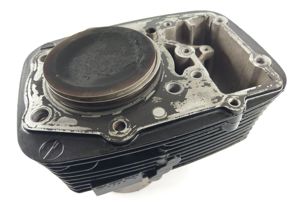 Suzuki Intruder 1500 VL [2000] - Cilinder met zuigers