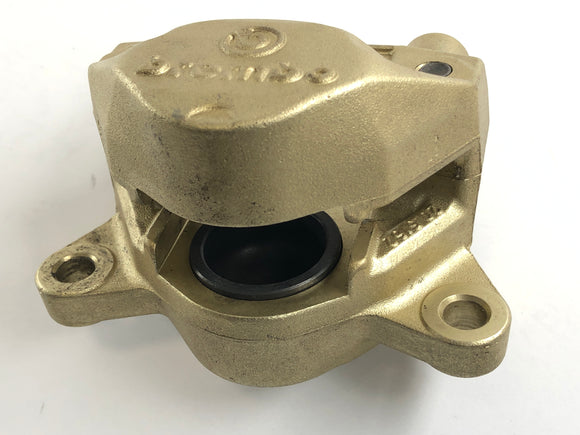 Ducati Monster S4R [Kaikki rakennusvuosat] - jarrujen jarrusatula takana