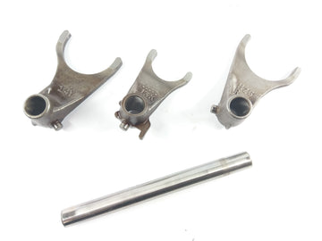 Honda VFR 800 Fi RC46- Přepínání shluků vidlice s šachtou