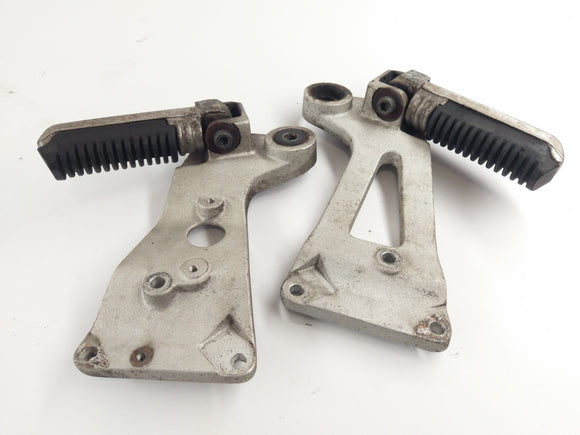 Suzuki GSXR 1100 GV73A [1992] - Footrests of Soccer Foot s držákem