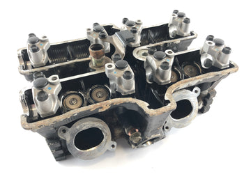 Yamaha V -max 1200 2LT [1994]  - 前面的圆柱体缸