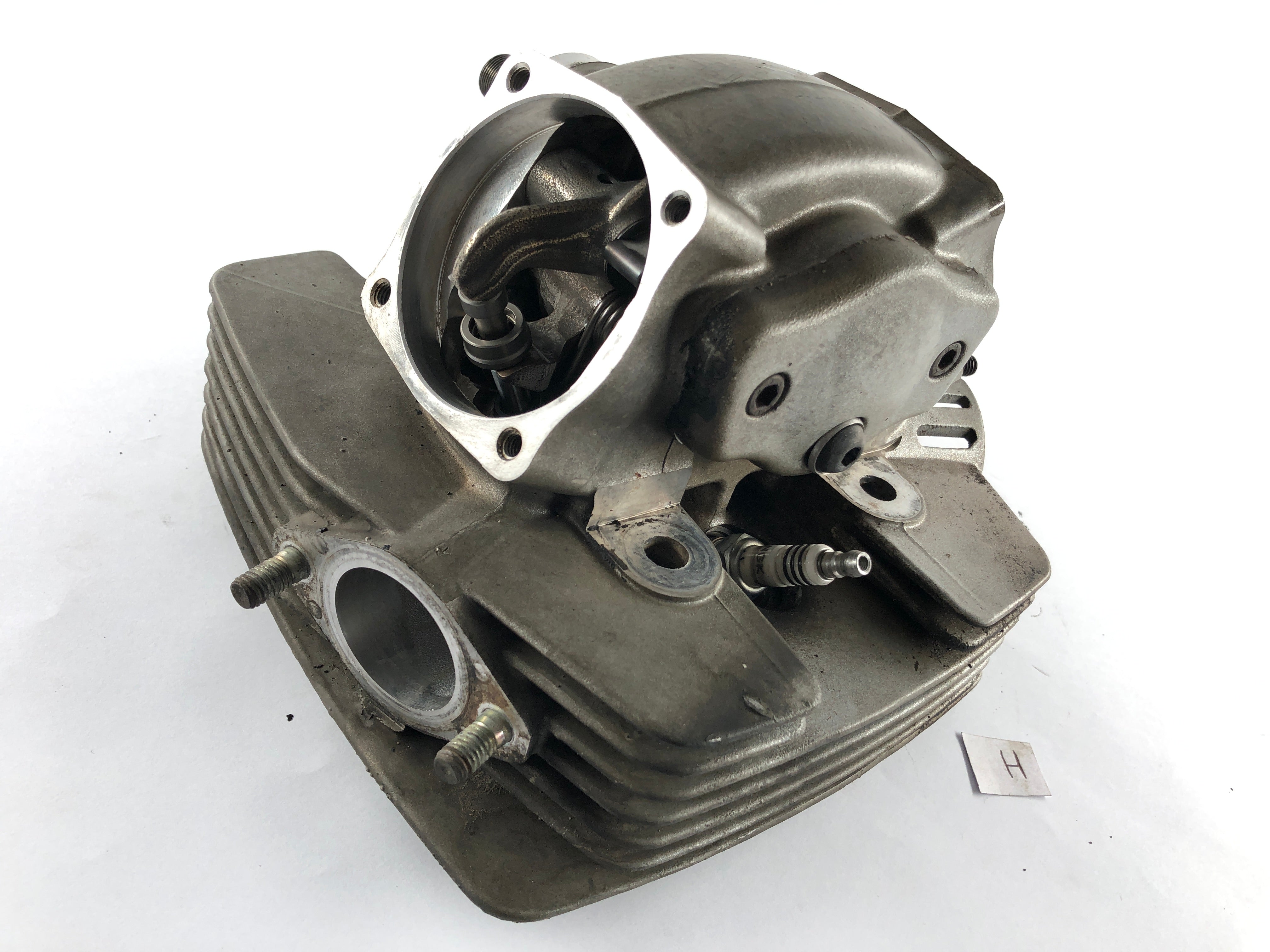 Ducati Multistrada 1000 DS [2004] - Cylinder head rear cylinder