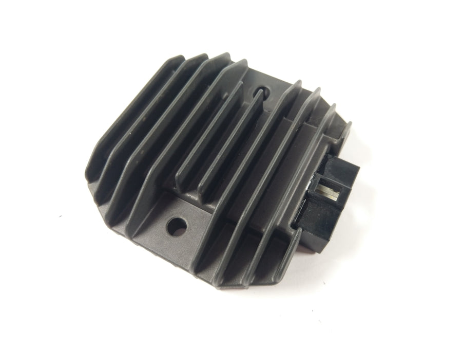 Yamaha TT 600 E Belgarda 4GV [1997] - Regolatore di macchinari a luce controller