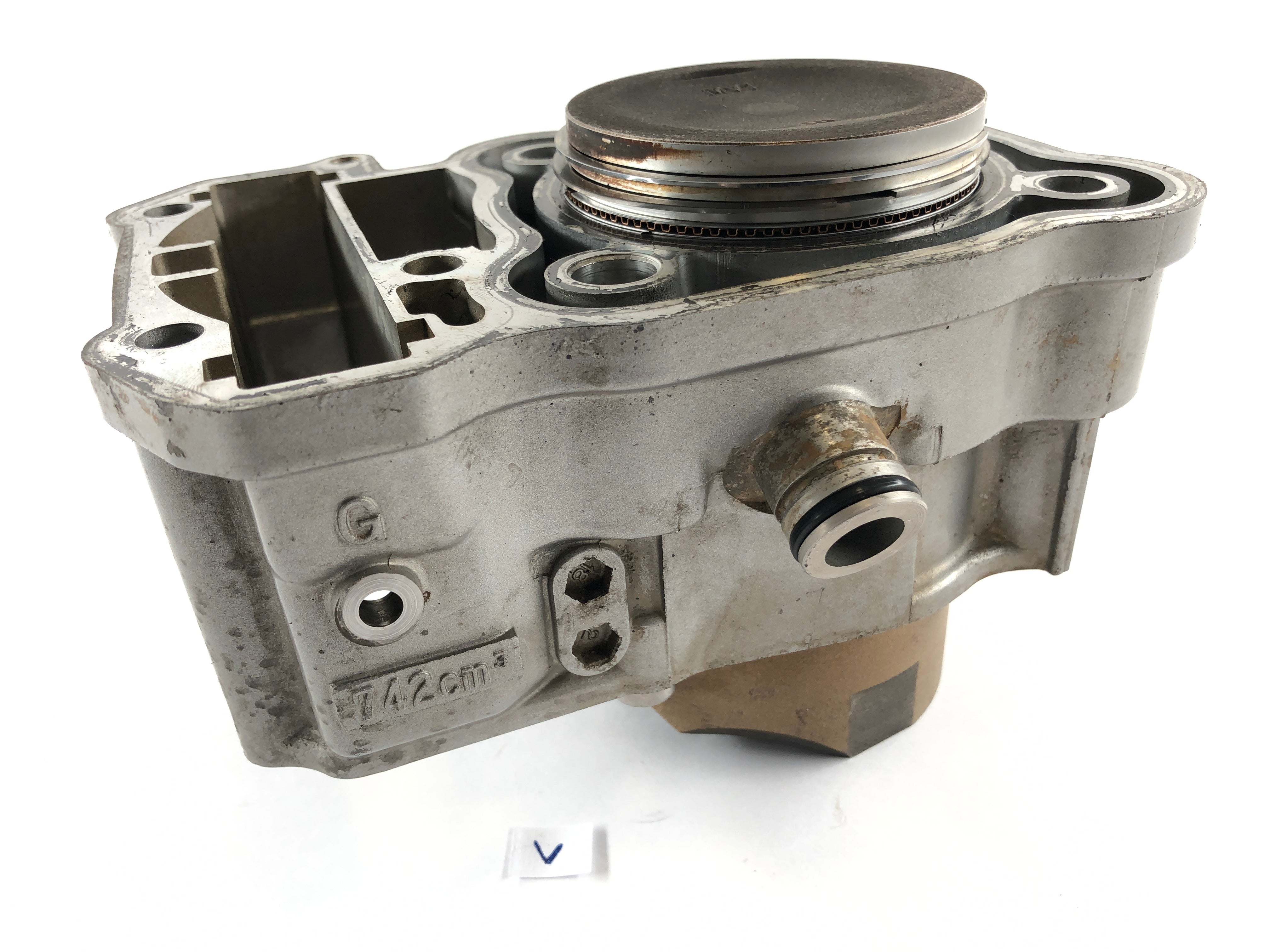 Honda Africa Twin XRV 750 RD07 [1993] - Cylinder with piston at the front