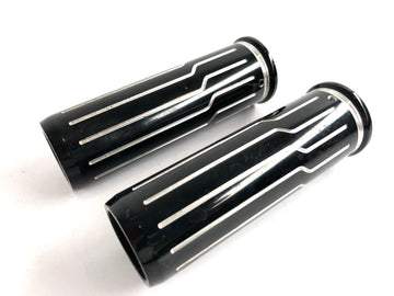 Suzuki vs 1400 VX51L [1992] - držadla řídítek s grubovými šrouby