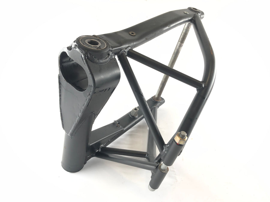 Moto Guzzi V11 [2001] - tagumine swingarm