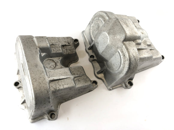 Aprilia Mille RSV 1000 ME [1999] - Pokrywa zaworu z przodu i tyłu