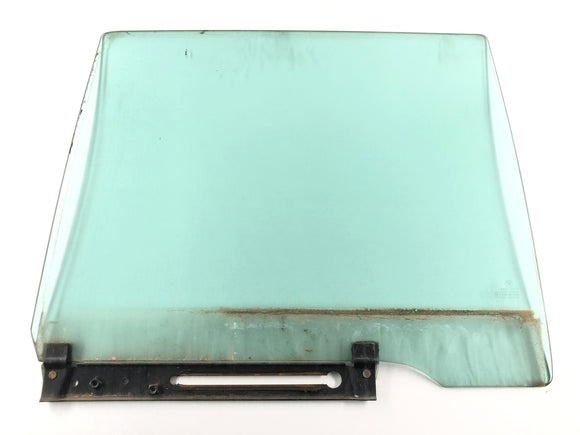 BMW M 535i E28 [1986] - sidofönster på baksidan till höger