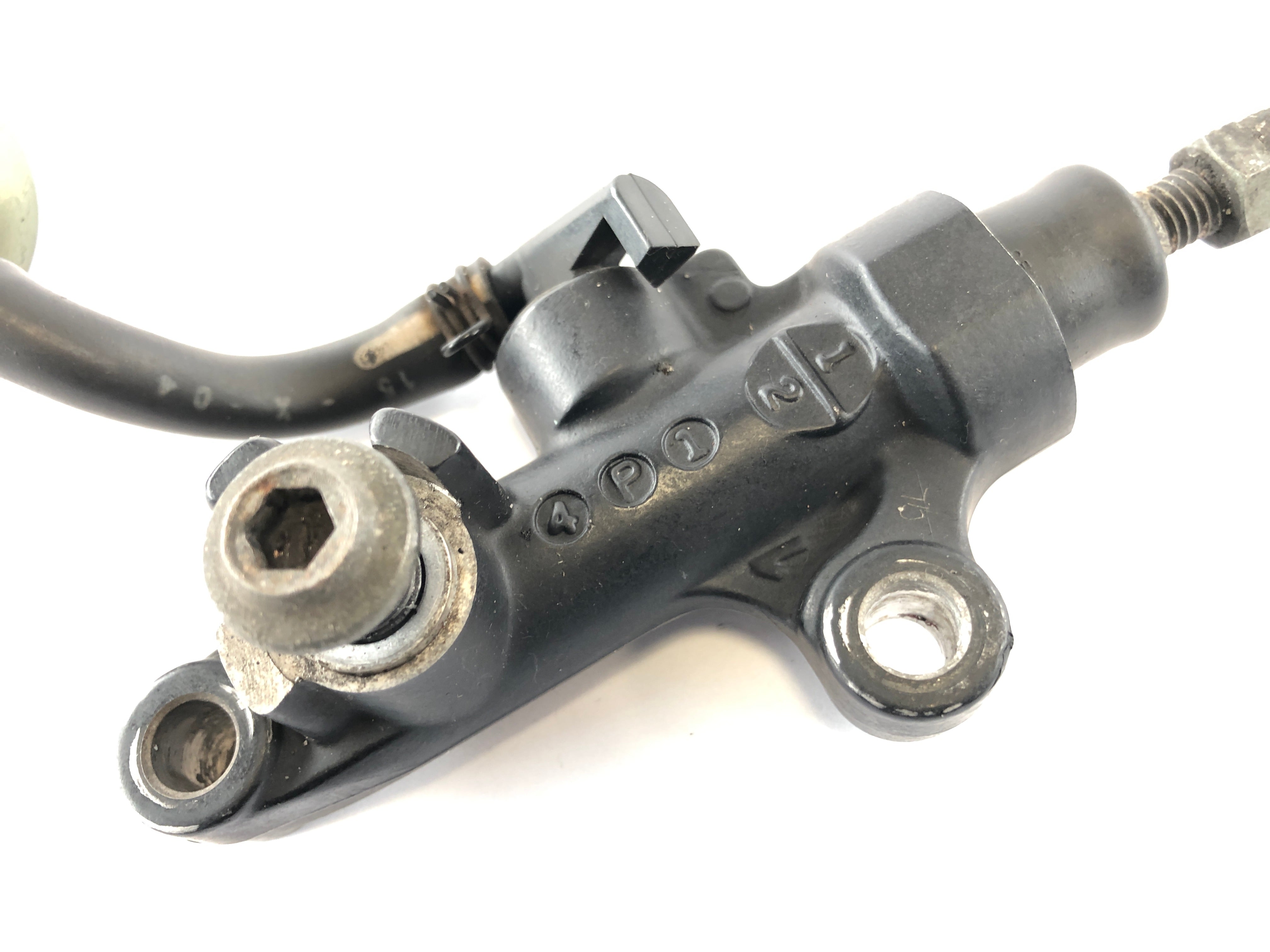 Yamaha YZF R1 RN12 [2005] - rear brake pump