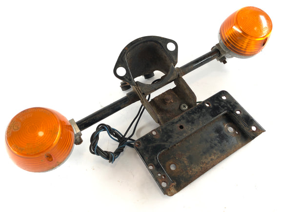 Honda CJ 360 T [1980]  - ホルダーとともに背面の信号を回す