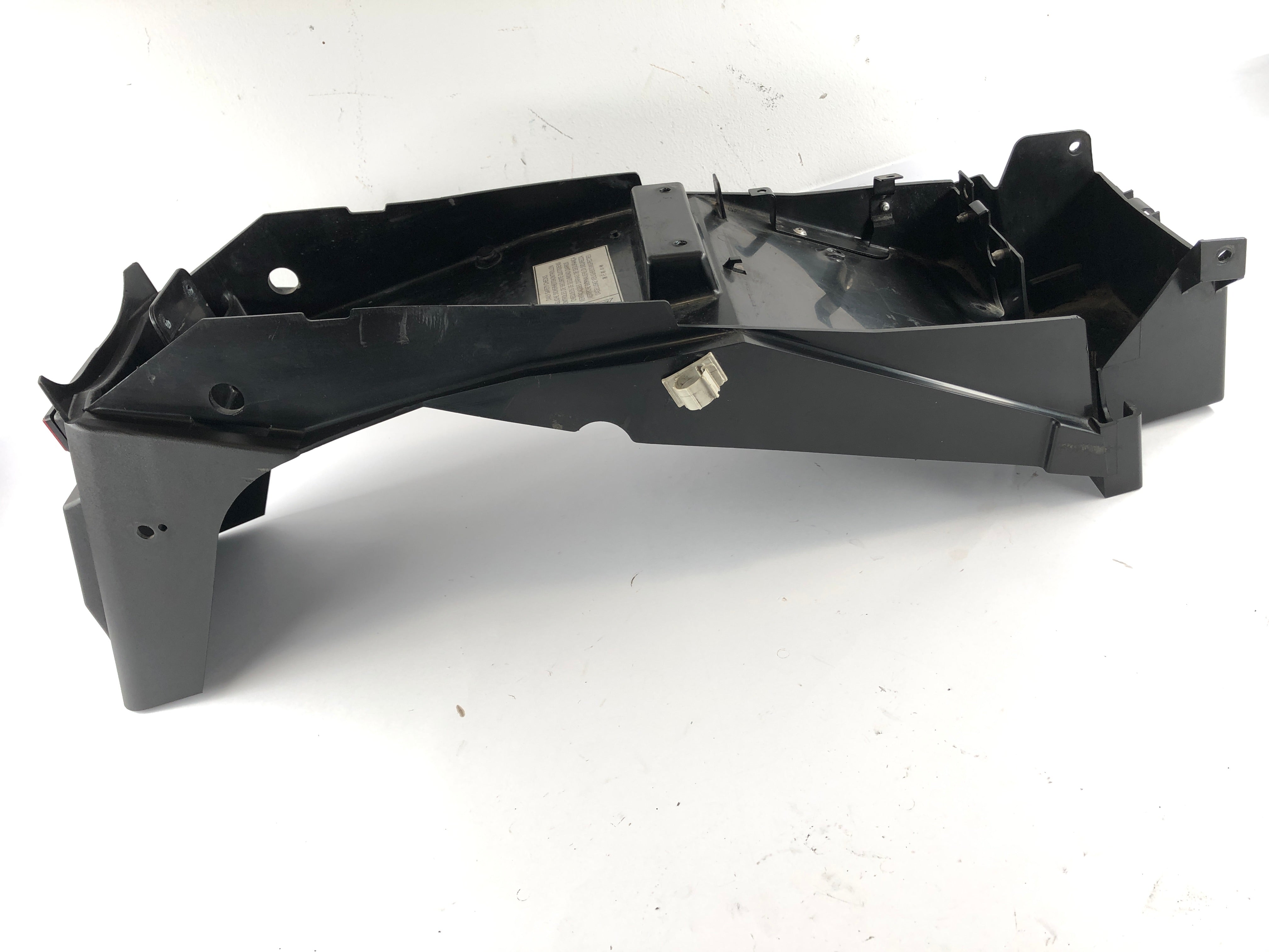 Triumph Sprint 955i RS T695 [2001] - Rear underbody interior panel