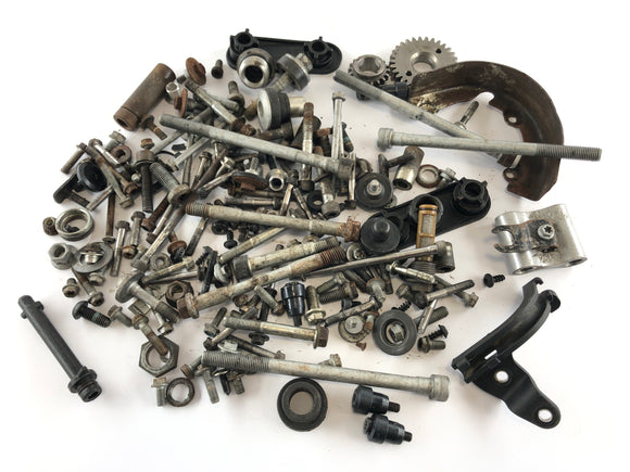 Husqvarna vitpilen 401 [2021] - śruby i części resztkowe są zworne