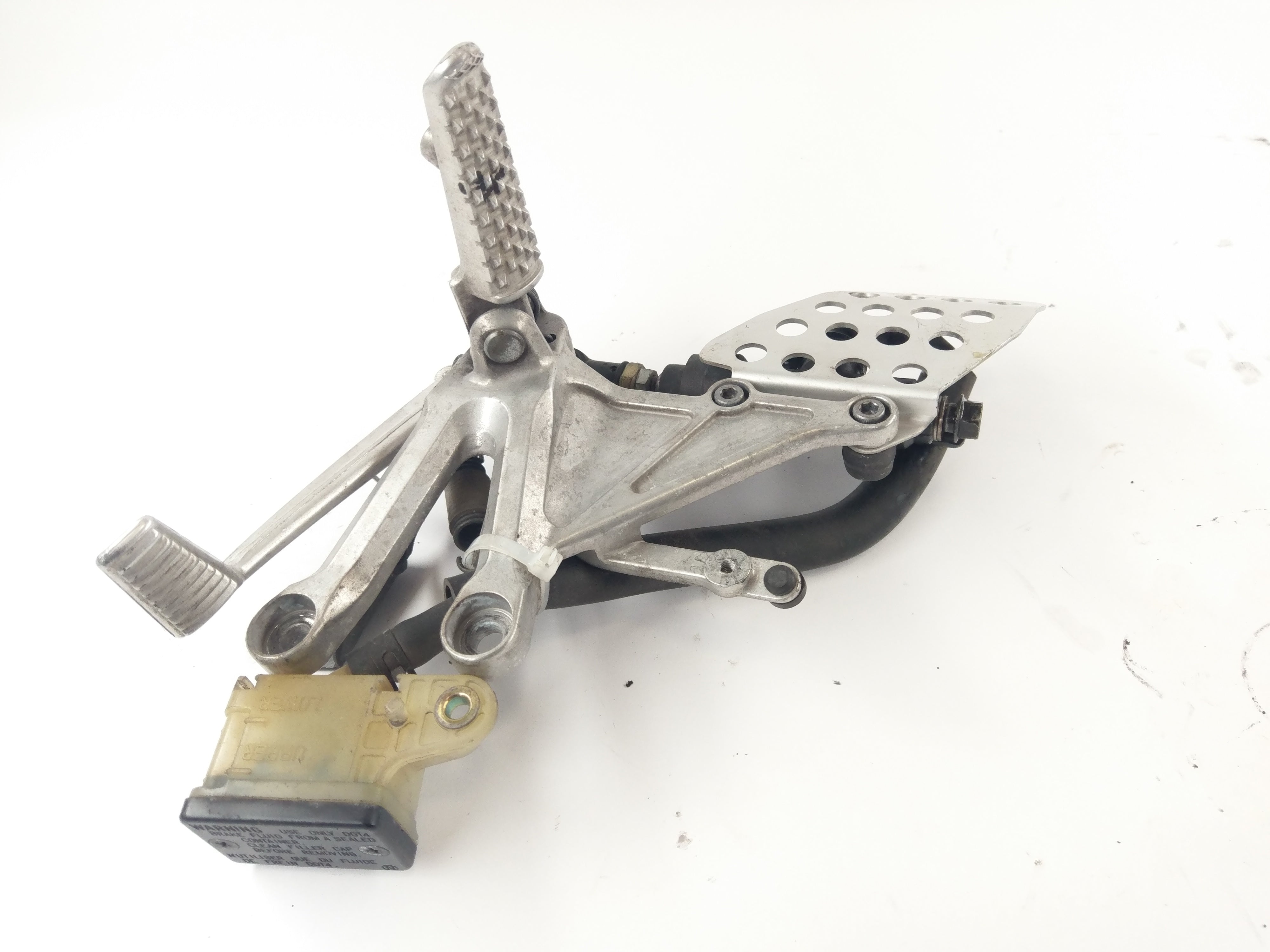 Honda CBR 1000 RR SC57 [2004] - Footrest brake pedal brake pump