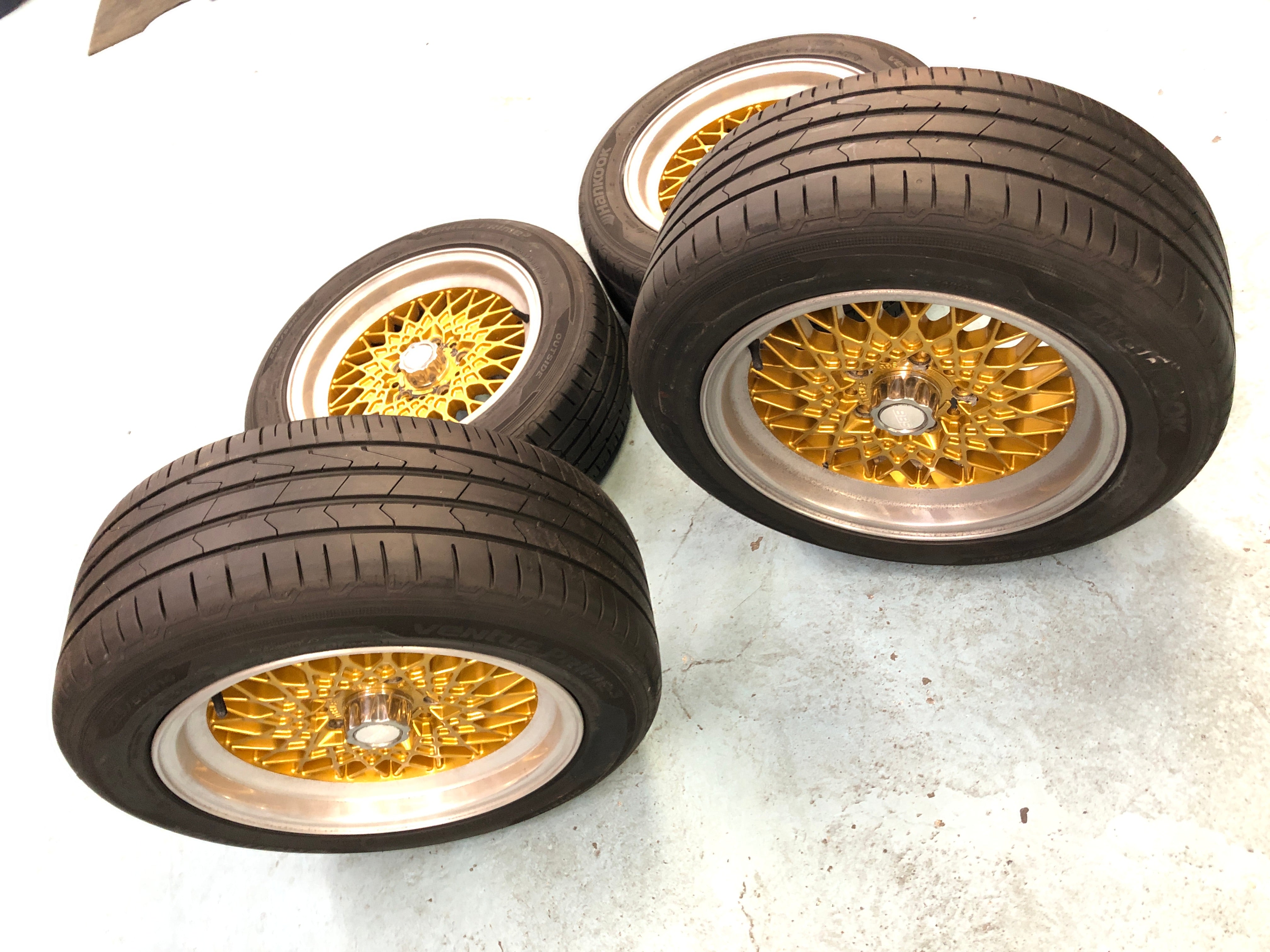 BMW M 535i E28 [1986] - Wheel set BBS 7J16 and 8J16 Hartge