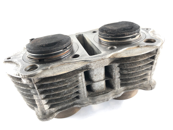 Honda CJ 360 T [1980] - sylinteri männillä