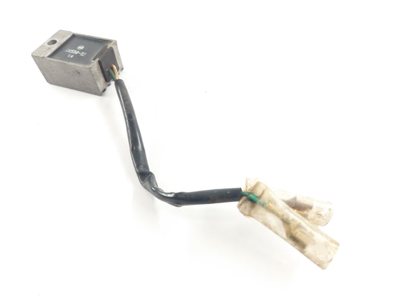 Honda XR 600 R PE04 [1994] - Regulator napięcia