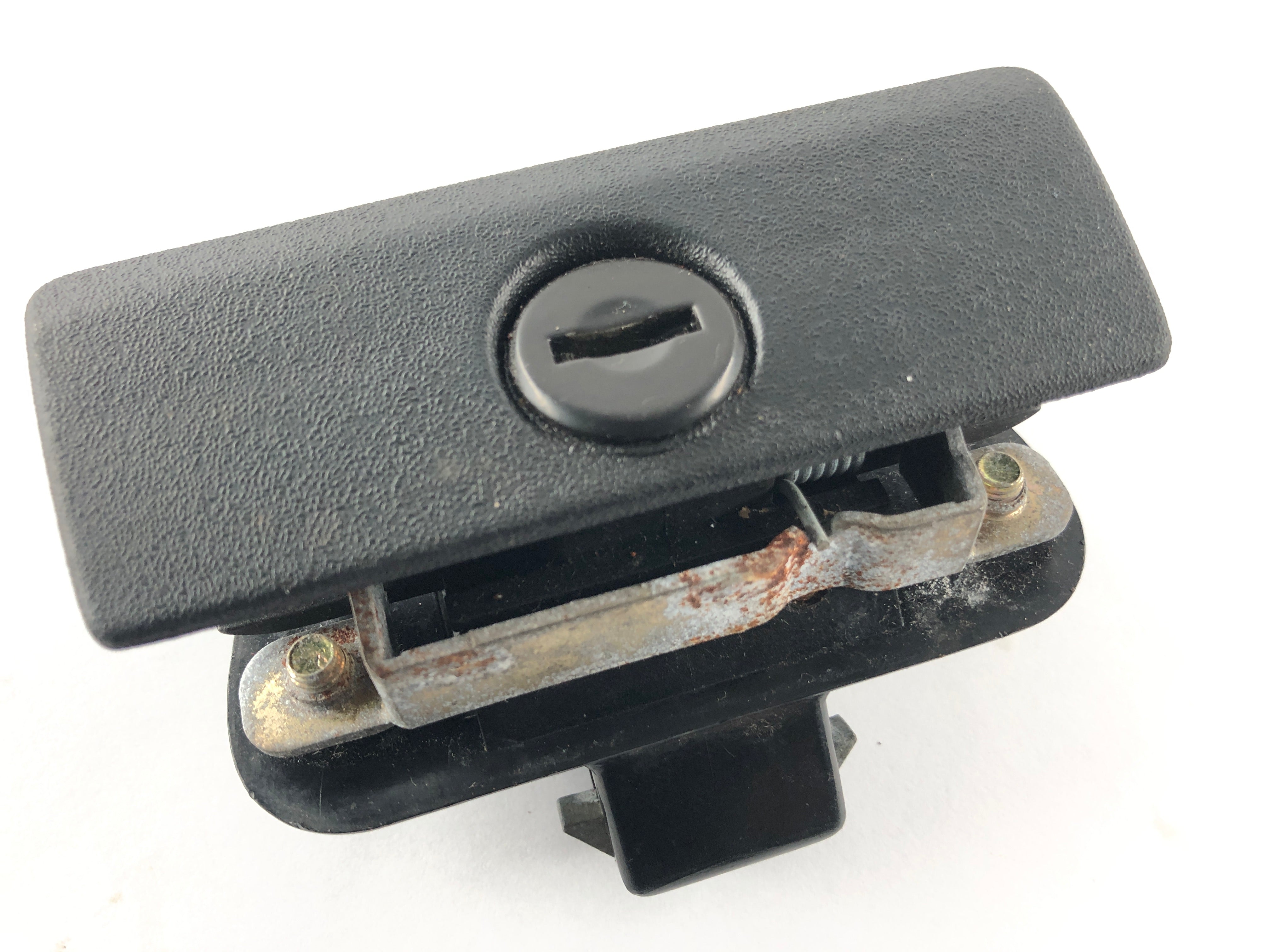 BMW M 535i E28 [1986] - Glove compartment lock without key