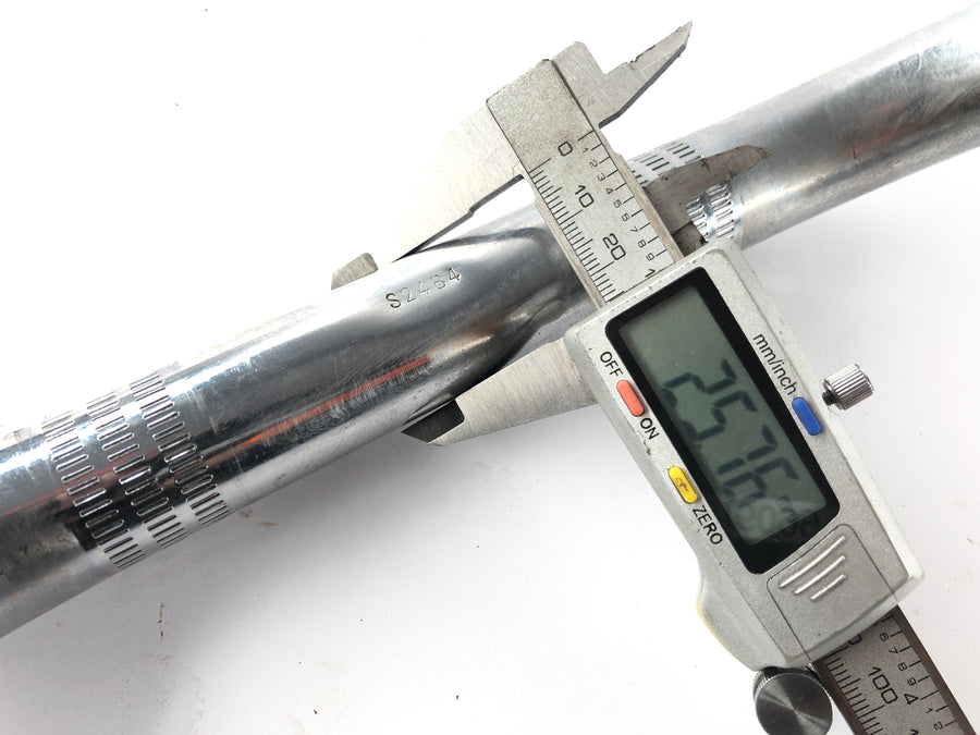 Suzuki LS 650 NP41B [1990] - styret