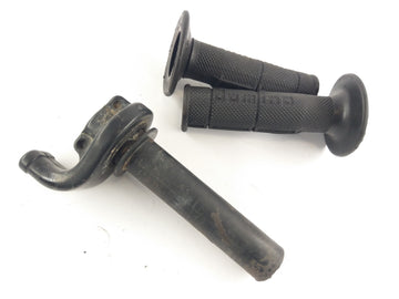 Husquvarna TE 250 H8 [2004]  - ハンドルラバー付きガスグリップガスグリップフィッティング