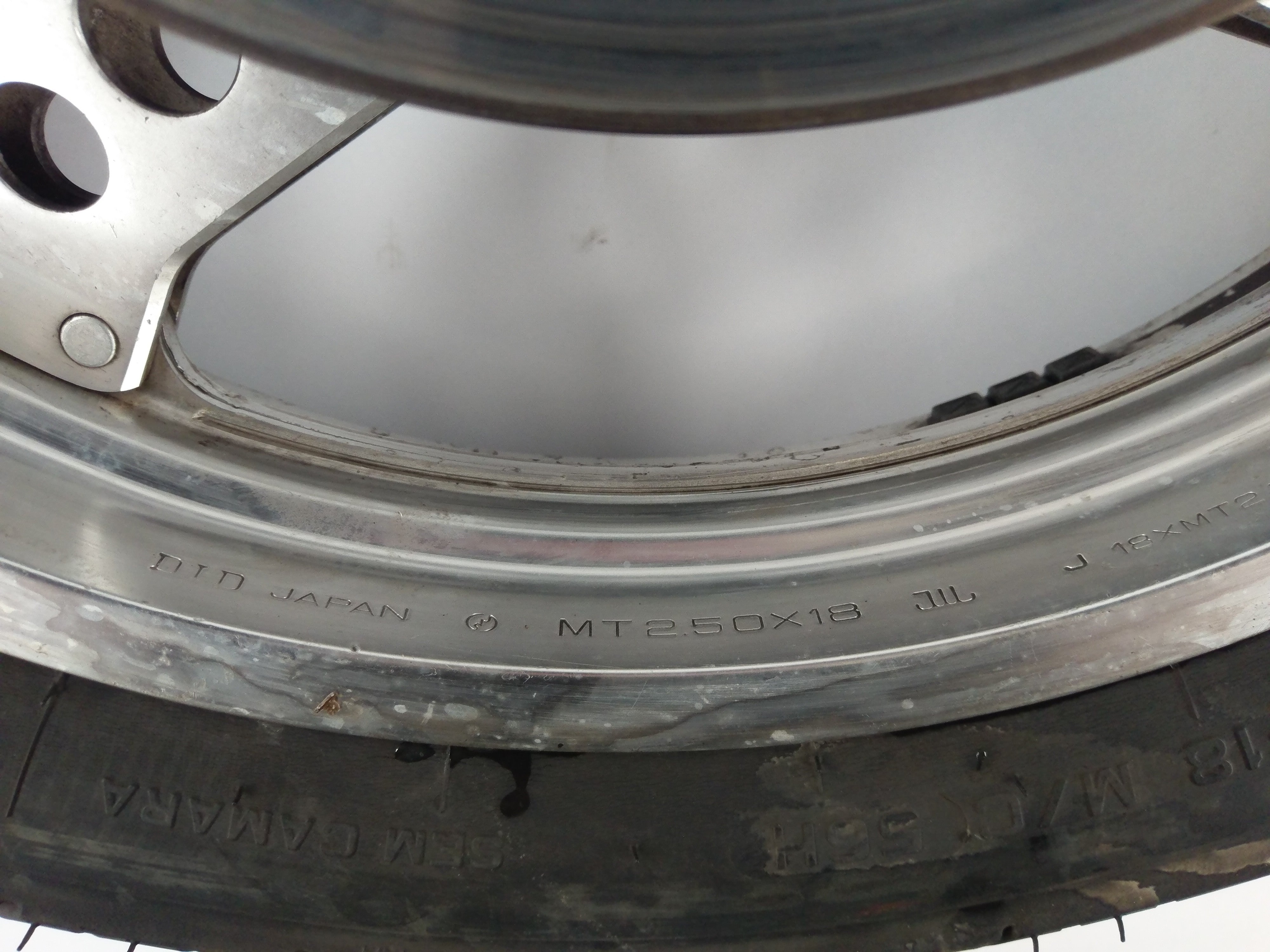 Honda CX 500 E PC06 [1982] - Front wheel rim