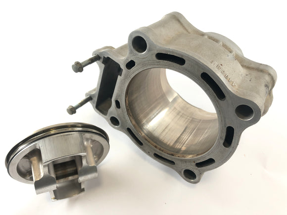Honda CRF 450 R [2003] - Cylinder med kolvar