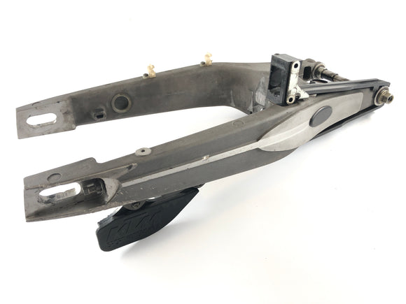 KTM LC4 640 Prestige [2003] - Swingke takapyörän kääntö