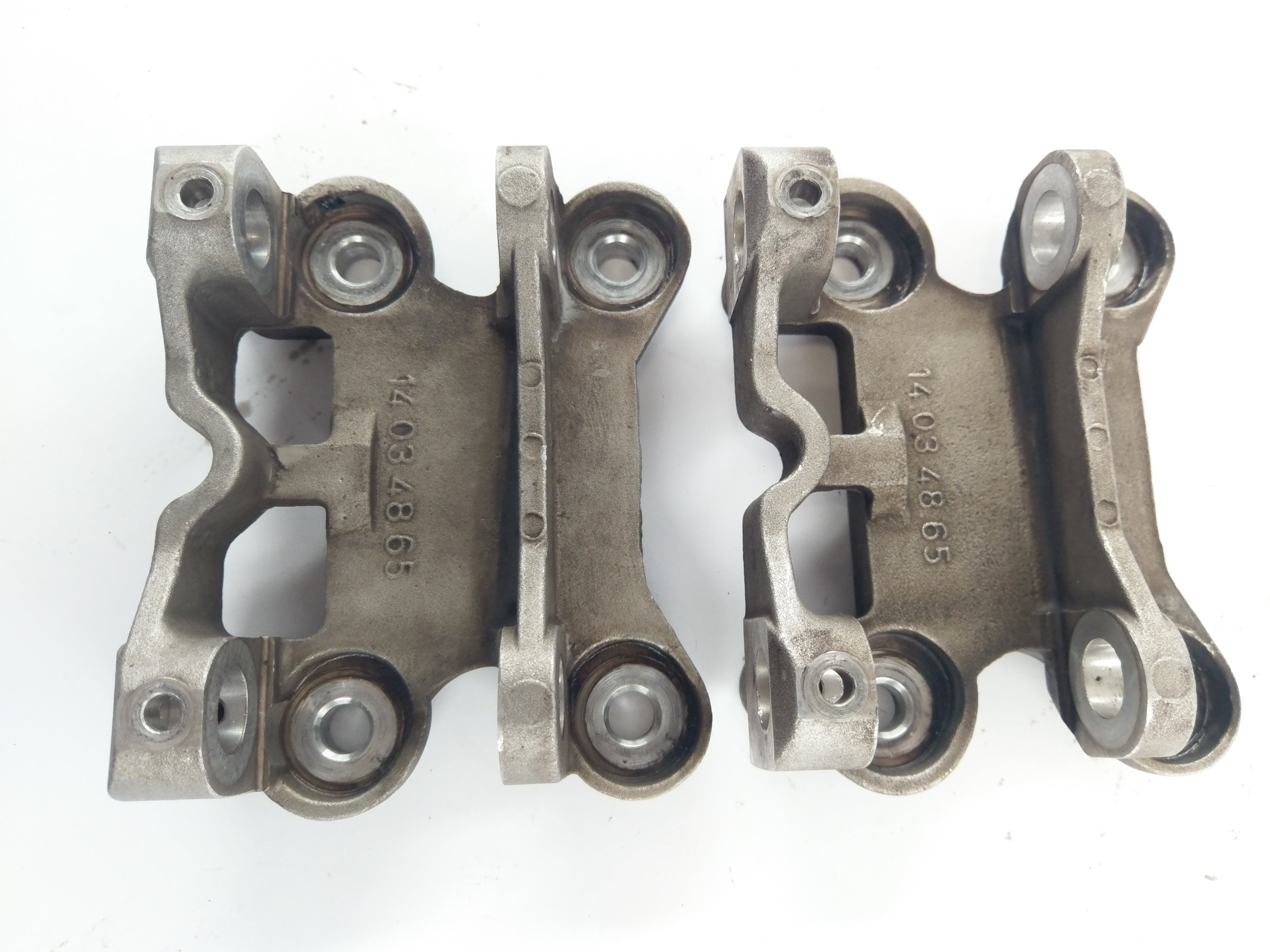 Moto Guzzi 850-T3 VD [1979] - Bearing blocks rocker arm blocks