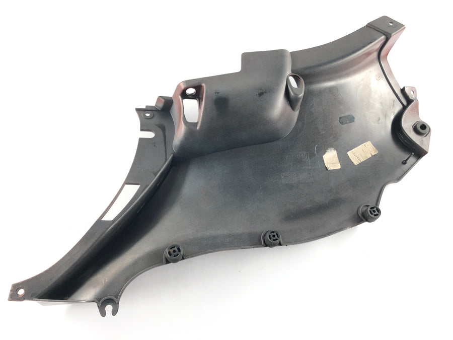 BMW K 1200 LT [2002] - lato del rivestimento lasciato dietro il rivestimento della pagina