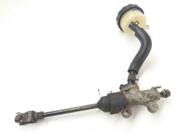 本田VT 1100 SC32 [1999]  - 刹车泵后面