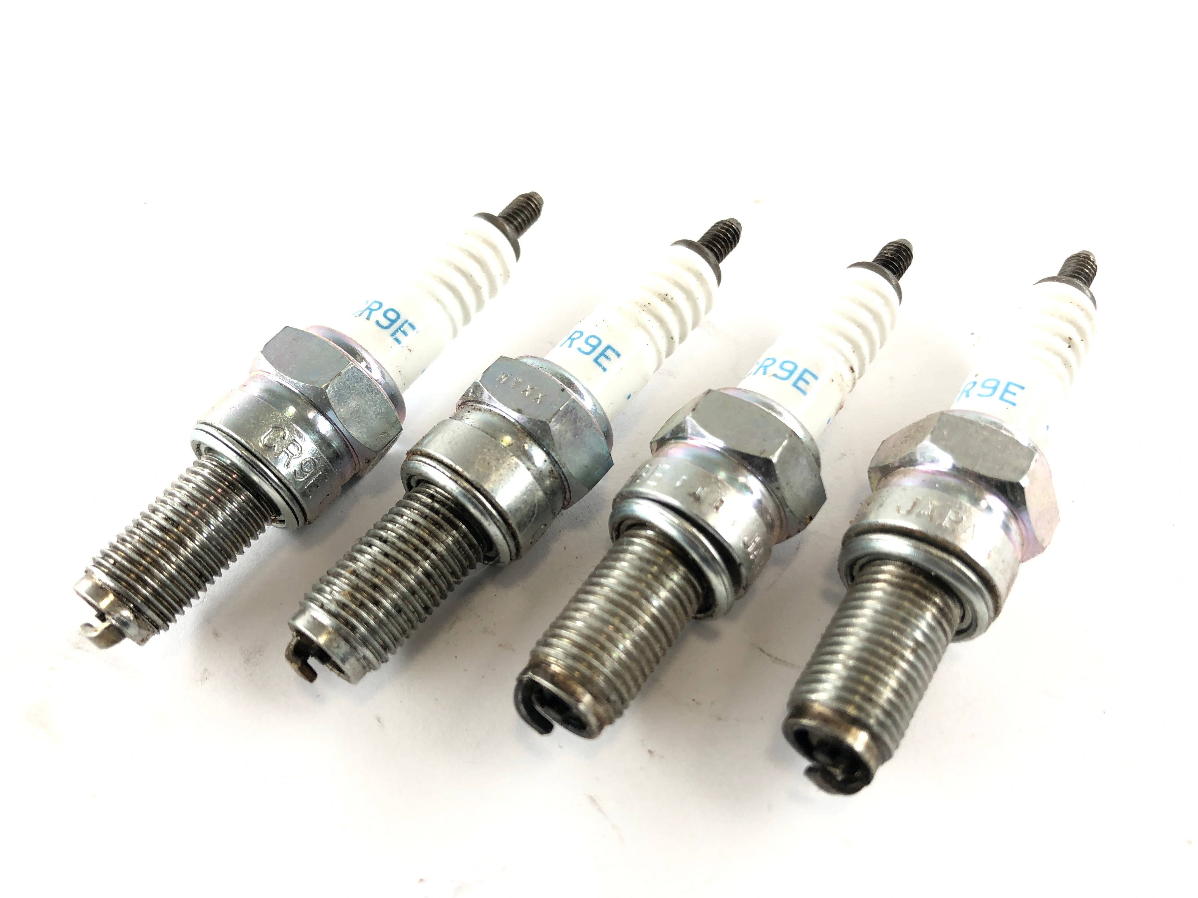 Kawasaki Zephyr 750 ZR750C [1991] - Spark Plugs