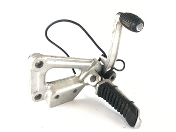 Ducati 900 SS [1992] - voetsteun aan de rechterkant met de remhendel bestuurders voetsteun