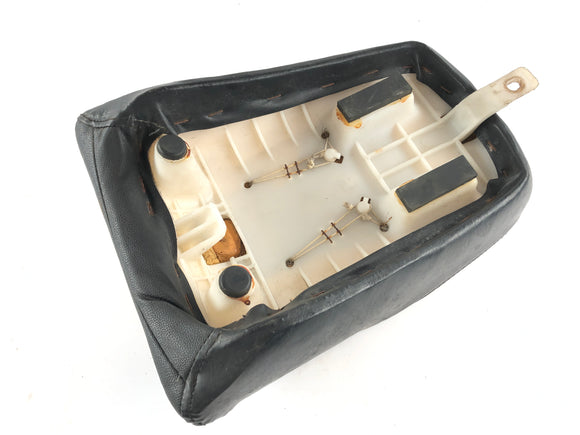 Suzuki vs 1400 VX51L [1992] - SOCIUS SEAT BEND