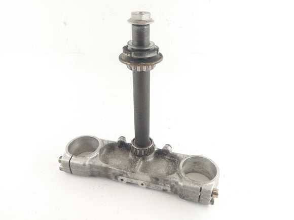 Ducati Monster 600 M600 [1994] - мост вилки ниже