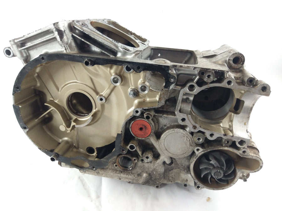 Suzuki intruder vs 700 VP51a [1986] - obudowa silnika pusta obudowa