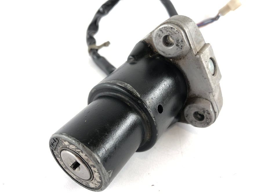 Yamaha XJ 900 F 58L [1985] - Lukukomplekt süüte-luku ja kütusepaagi lukk