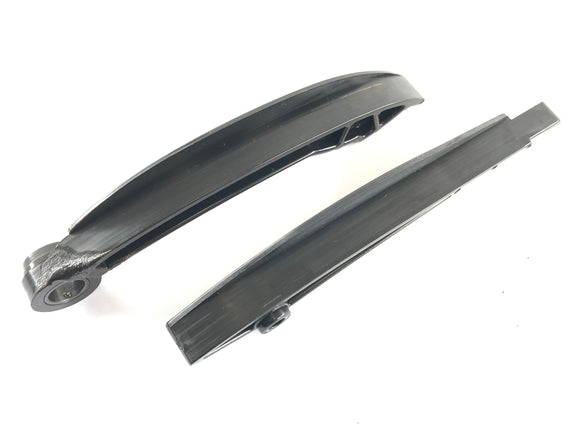 KTM 990 SuperDuke LC8 EFI [2008] - Spenningsskinne og lysbildebanekontrollkjede bak