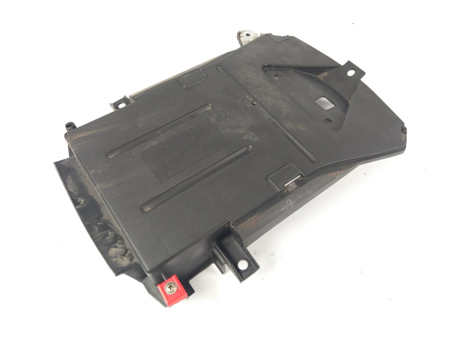 Aprilia RS4 125 TW [2013] - Lock de asiento de revestimiento interior