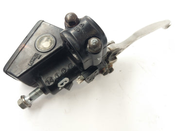 Suzuki GSXR 1100 GV73A [1992] - Pompa del freno nella parte anteriore con leva del freno