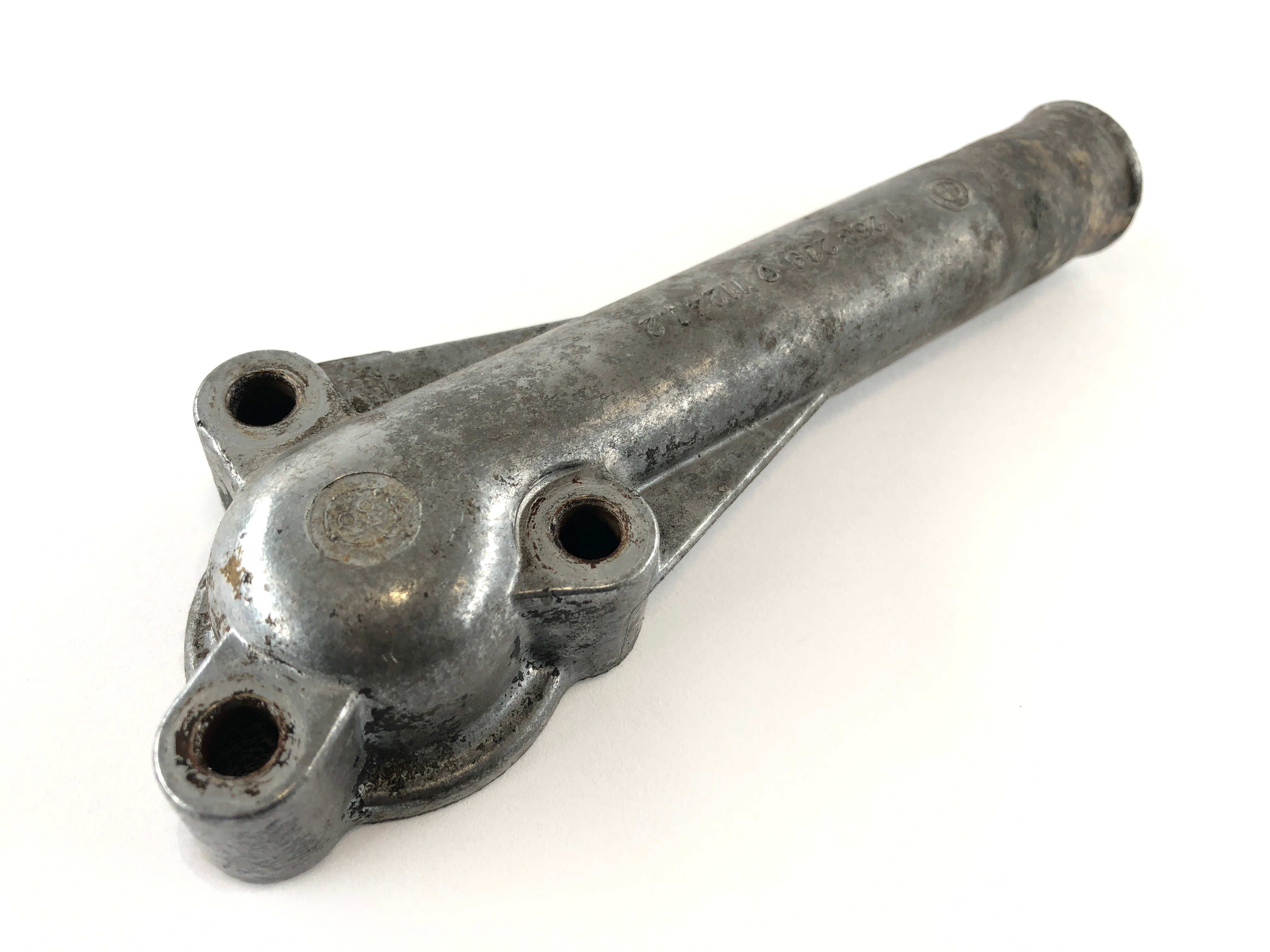 BMW M 535i E28 [1986] - Rear coolant pipe